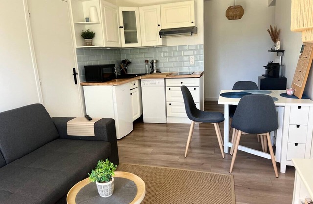 37m² with terrace and garden near the sea