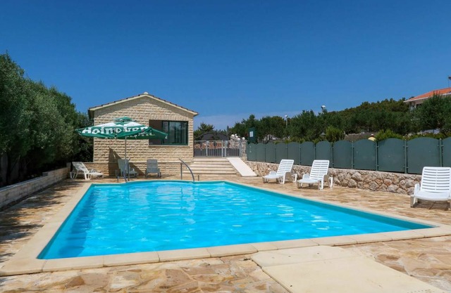 38 m² Accommodation ∙ 2 bedrooms ∙ 4 guests