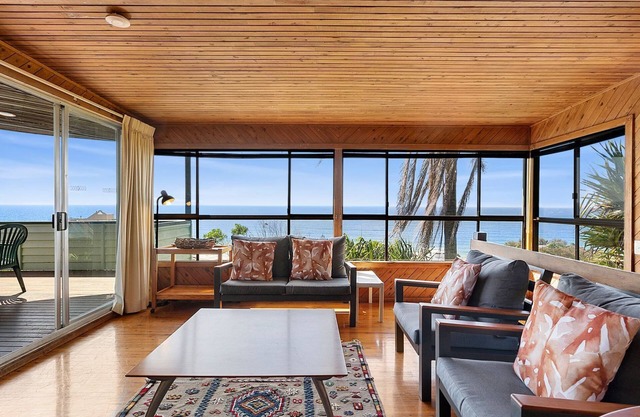 38 Pacific Terrace, Coolum Beach