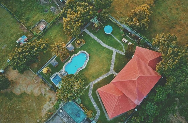 3Bedroom Calatagan Family Private Resort