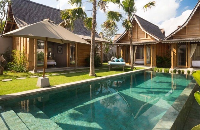 3BR AWESOME VILLA IN NORTH SEMINYAK BALI