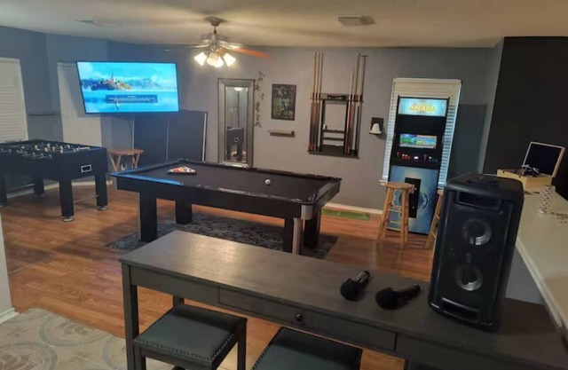 3BR Fun Retreat: Game Room & Attractions Nearby!
