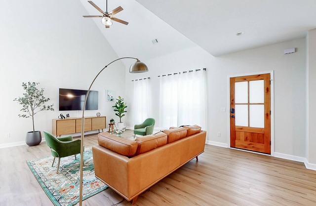 3BR Greenwood Design Home Near Hospitals | Downtown