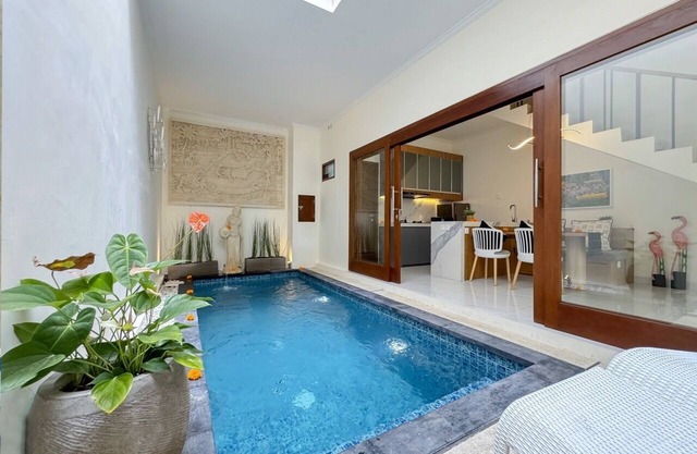 3BR - Stylish Private Villla in Seminyak Area