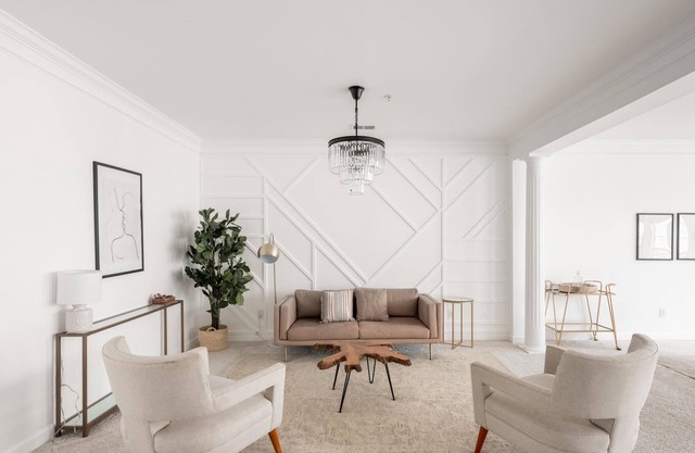 3BR Townhouse in Alexandria w/Parking