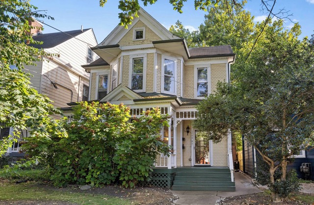3BR Work-Friendly Lou Stay Near Bourbon Trail!