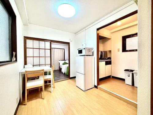 3F 3 minutes walk from Nishi-Oi Station, Shinagawa Ward, 4 stations available, surrounded by commercial streets, rich life, convenient transportation