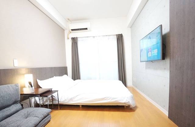 3P. Accommodates up to 3 people and is equipped with free Wi-Fi! This room has good access from Nagoya station.