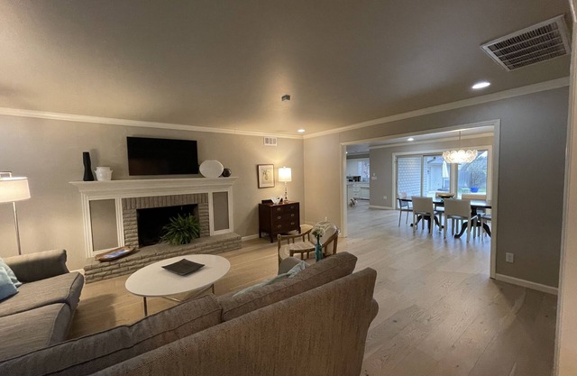 4 BDRM Ranch with POOL, just replastered, ping pong; 1 block off Nichols Hills