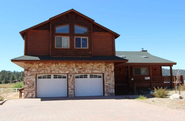 4 bedroom accommodation in Big Bear Lake