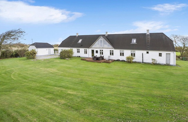 4 bedroom gorgeous home in Vestervig