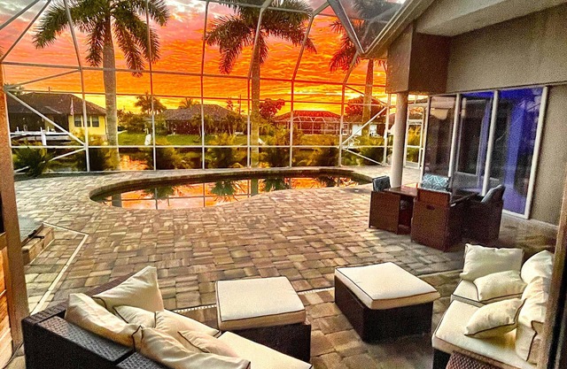 4 Bedroom Gulf Coast Waterfront Paradise with heated pool, hot tub & Boat Dock!
