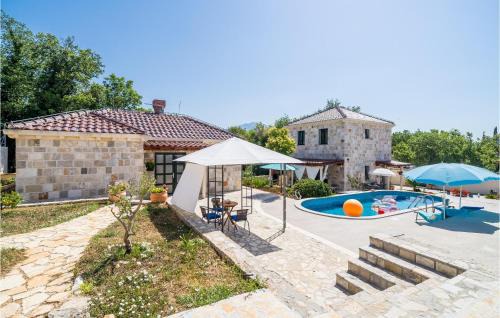 4 Bedroom Lovely Home In Cilipi