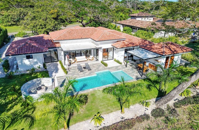 4 Bedrooms Pool Firepit 8 Guests Hacienda Pinilla