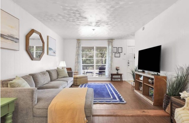 4 Bedrooms Summer Paradise | 11 Mins to OKC State Fair | #MRF