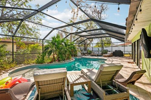 4 Br Bradenton Home Private Pool Outdoor Bar WD