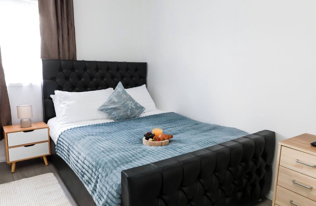 4 Guests - 2 Bedrooms - City Escape Retreat