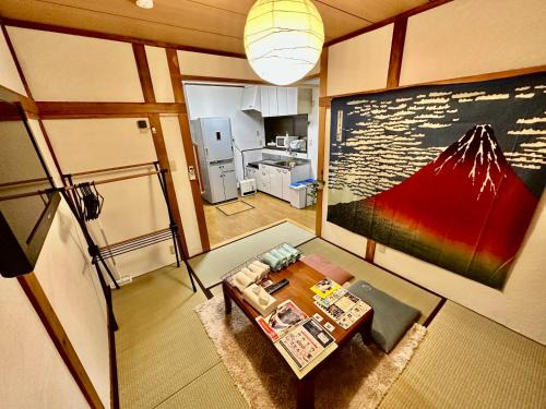 4 minute walk from the station,USJ33min KIX48min Namba10min, Convenience store, coin laundry, public bath, all 1 minute walk Kitakagaya INN OSAKA , 6 ppl, Near Namba to 10min,駅近徒歩4分一軒家貸切北加賀屋駅からなんば駅まで10分