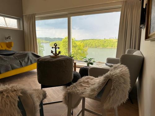 #4 Ommi Kese Suite PIRAT Sauna Balkon Seeblick