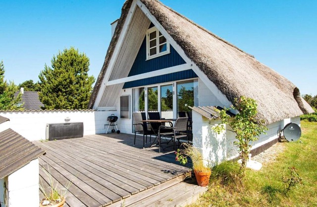 4 person holiday home in Ringkøbing-By Traum