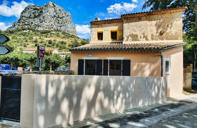 4-seater cottage with swimming pool