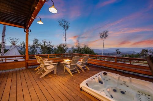 40 Acres of Privacy Mtn-View Glenwood Springs Gem