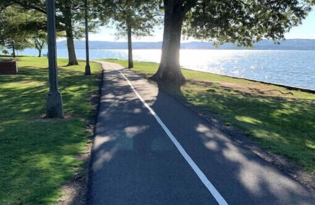 400 YARDS TO BOAT RAMP, BOATING FAMILY FUN