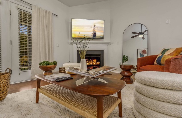 4BR/3BA Oasis w/ outdoor Space