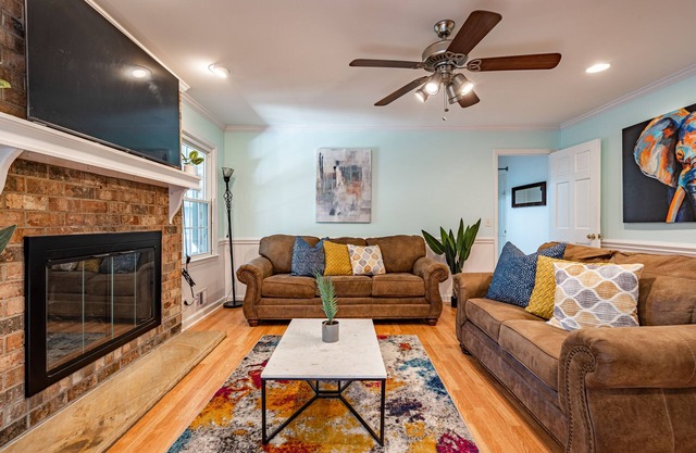 4BR Cozy Home, Close to UGA & Downtown Athens
