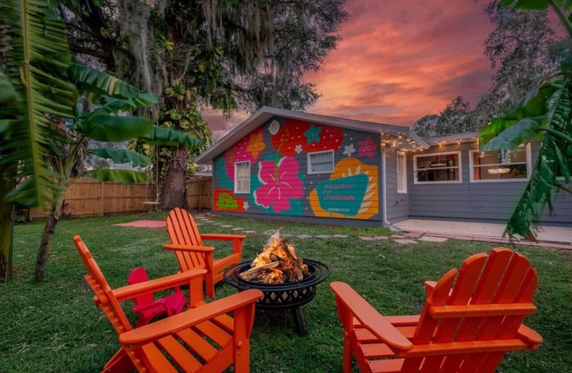 4BR | King Beds | TV in Each BR | Walk in Shower