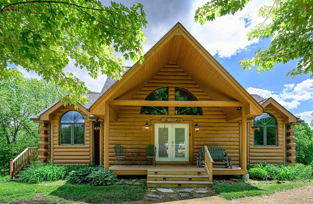 4BR Log Cabin Getaway | Hot Tub, Games, Fire Pit