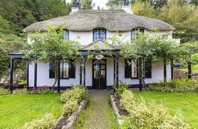 5 Bed - Rose Cottage