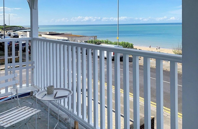 5 bedroom accommodation in Westbrook, near Margate