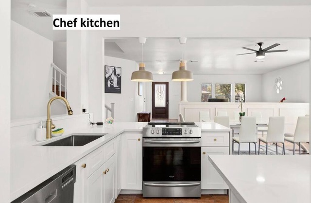 5 Bedrooms with Chefs Kitchen 2 Masters Room and Game Lounge