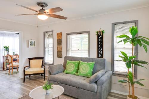 5 Blocks to Beach Apt with Balcony in Ocean Grove!