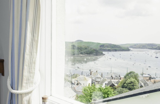 5 Glenthorne-Cosy Retreat | Harbour View & Parking