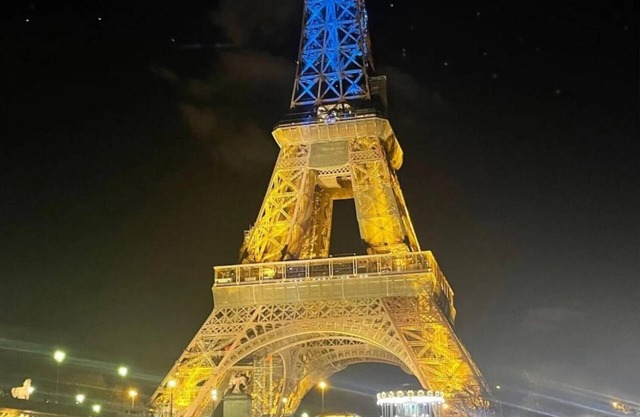 5* Luxury Private Yacht on the Seine Next to Eiffel Tower-Scintillating Views