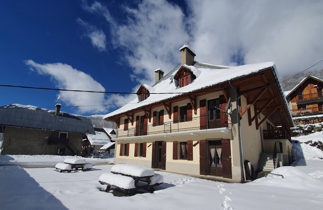 5 minutes from the Sybelles ski area! Fully equipped apartment with a view.