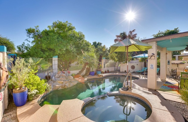 5 Mi to State Farm Stadium: Home w/Private Pool!