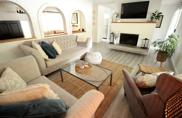 5 Mins to Lake/Downtown - Private & Spacious 3 Bd 2 Bath - PET FRIENDLY!