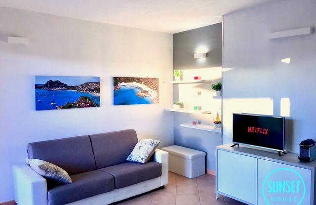 5 minutes from the sea with beautiful private garden