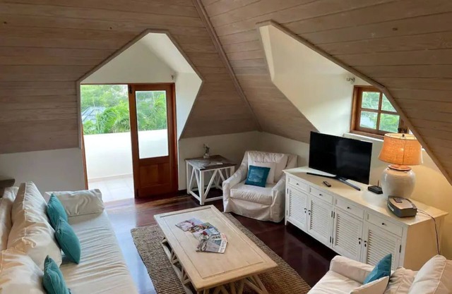 5 minutes to the beach 2 minutes to our infinity pools spacious 2 bedroom villa,