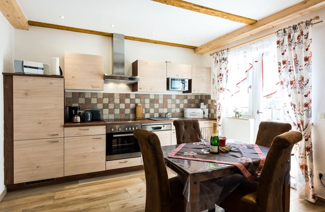 5-star FeWo Edelweiß: Quaint and cozy for hut lovers!