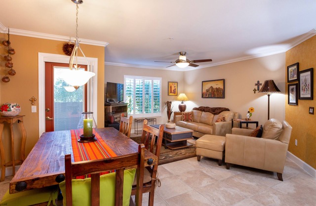 5 Star Rated Condo In beautiful Ventana Canyon