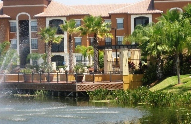 5-Star Serenata Luxury Condo Close to Beach, SRQ, Downtown, Lakewood Ranch, UTC