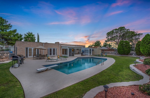 5 Star-Tranquil Modern Oasis in the Desert!