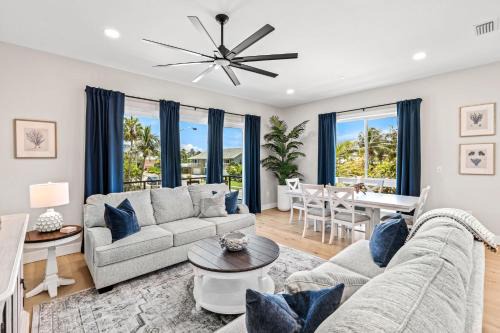 50 8th Avenue