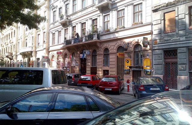 59m2 OKTOGON ANDRASSY Duplex Style 1 Bedroom Suite + 1 Bedroom Mezzanine