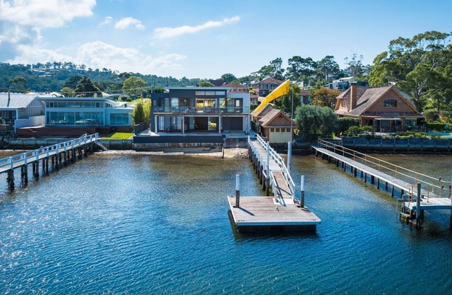 6 Main Street "SouthWind"