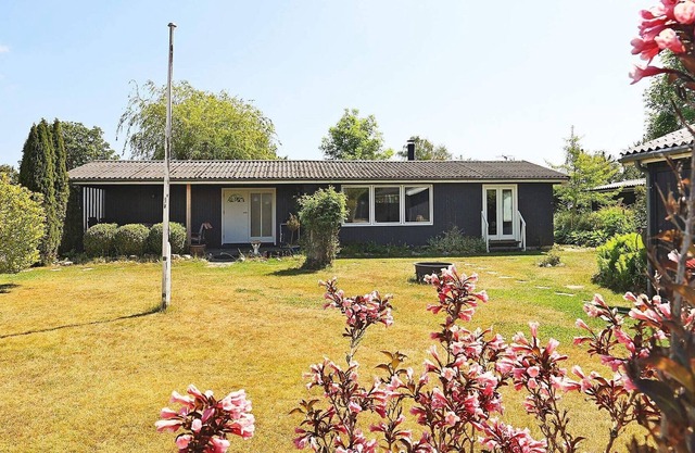 6 person holiday home in Faxe Ladeplads